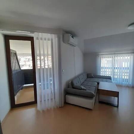 Lux 4403 Mauntain Paradise *